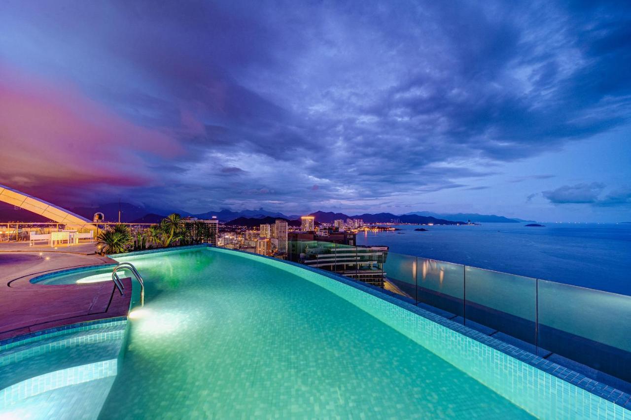 Az Five Stars Ocean View Apartment Nha Trang Ngoại thất bức ảnh